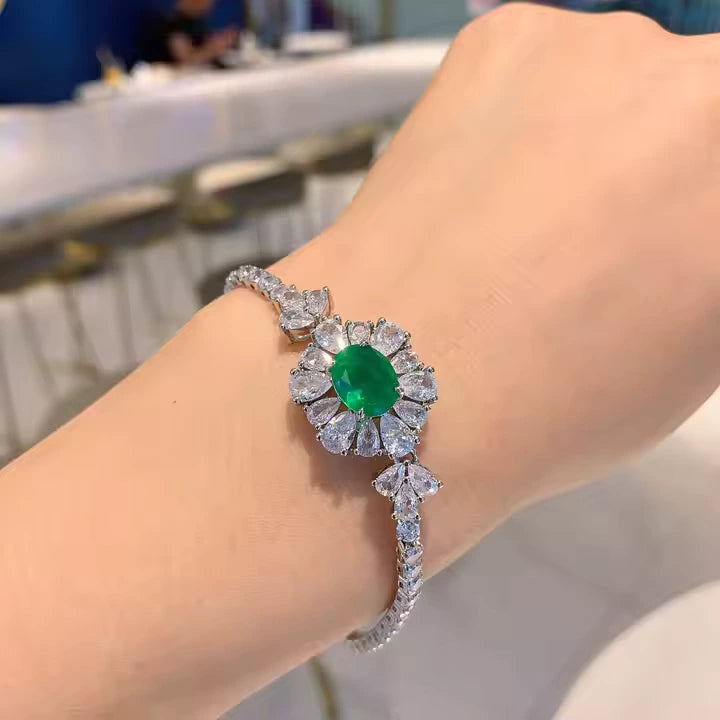 Flower Shape Adjustable Zircon Bracelet in Green Color