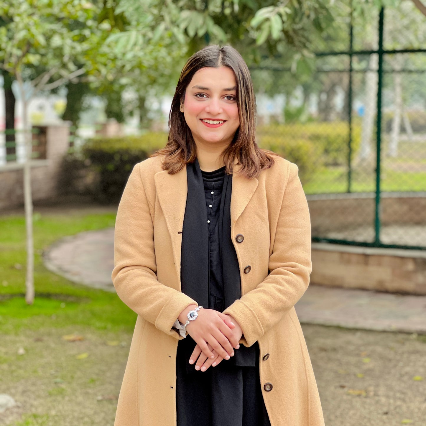 Flower Shape Adjustable Zircon Bracelet in Black Color