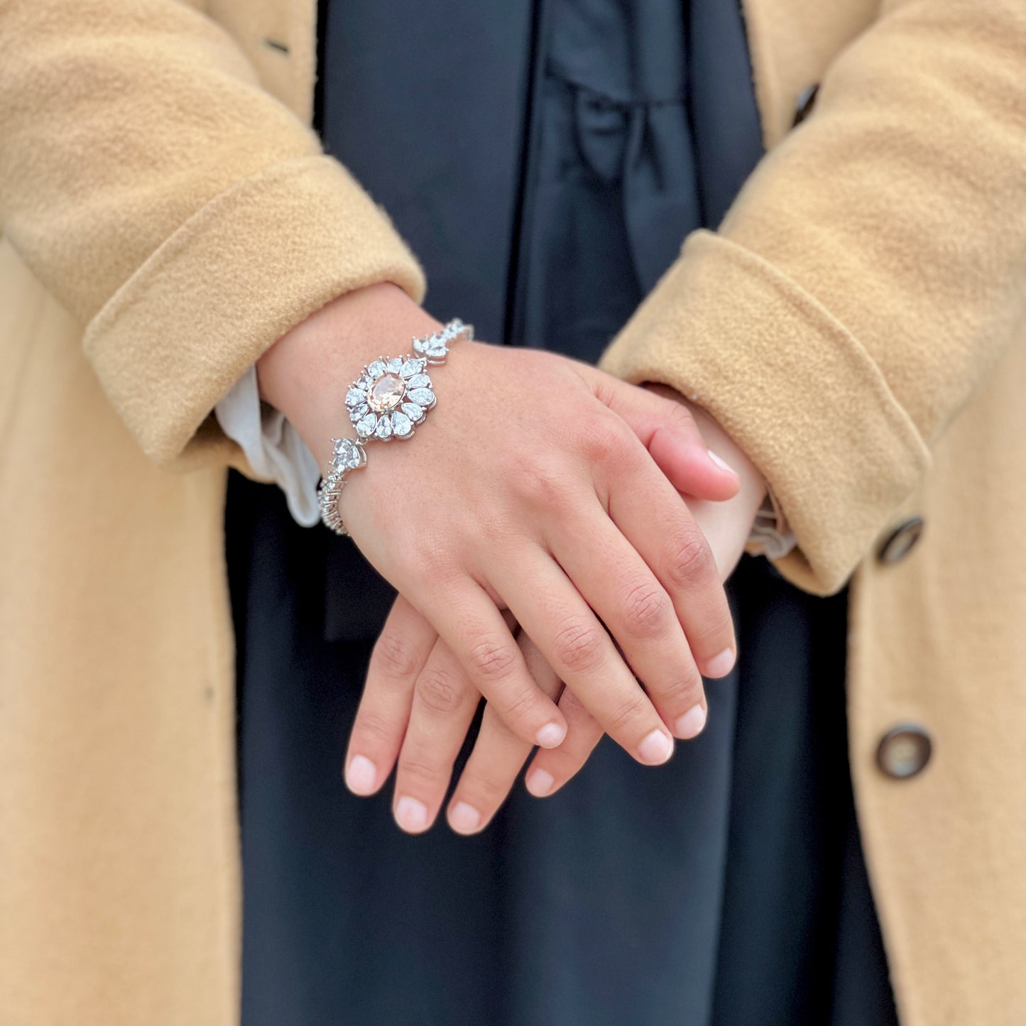 Flower Shape Adjustable Zircon Bracelet in Champagne Color