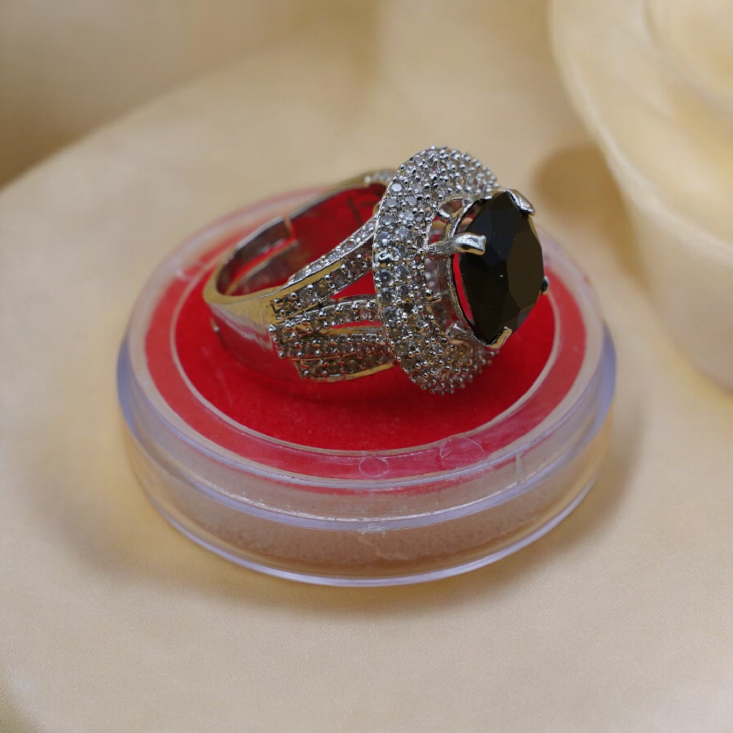 Round Plate Black Stone American Diamond Ring