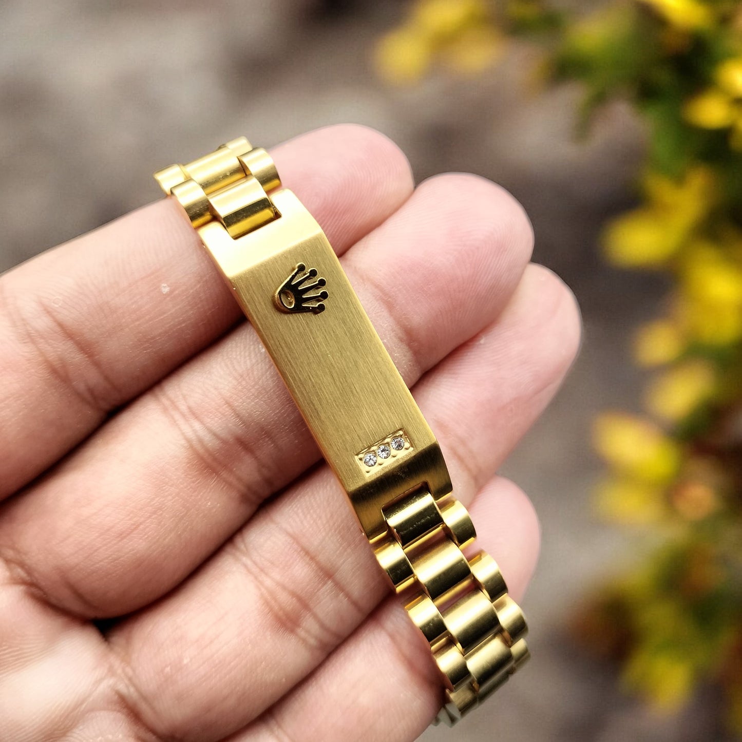 Luxury Bracelet For Men in Gold Color