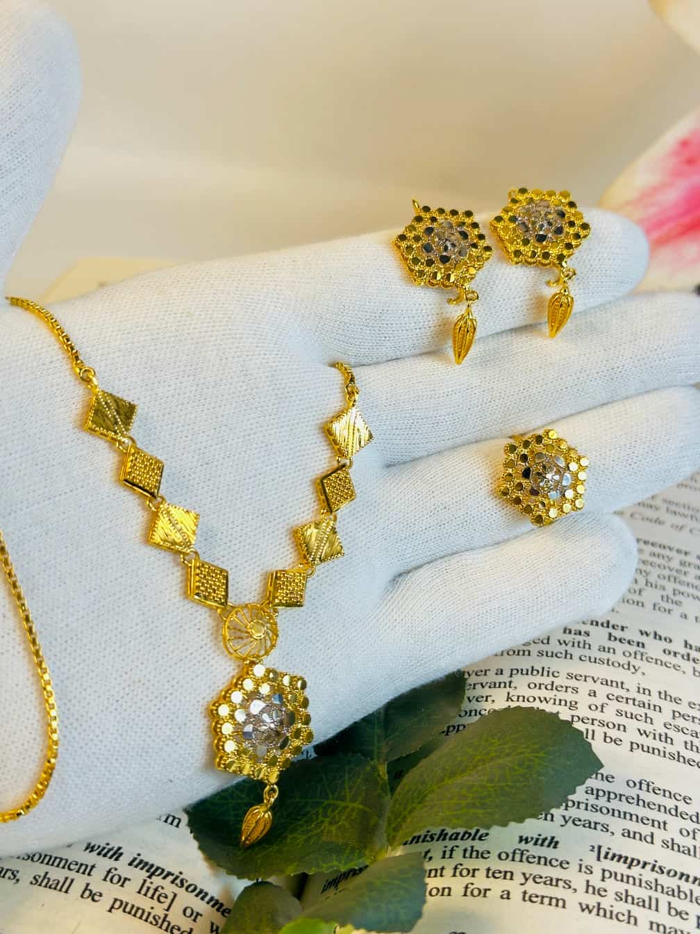 Gold Plated Honey Comb Necklace Set