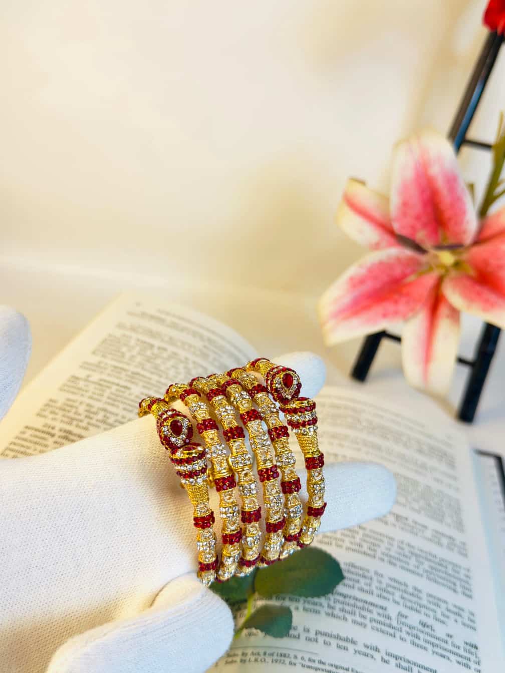 6 Pieces Gold Plated Pearls Bangles Set