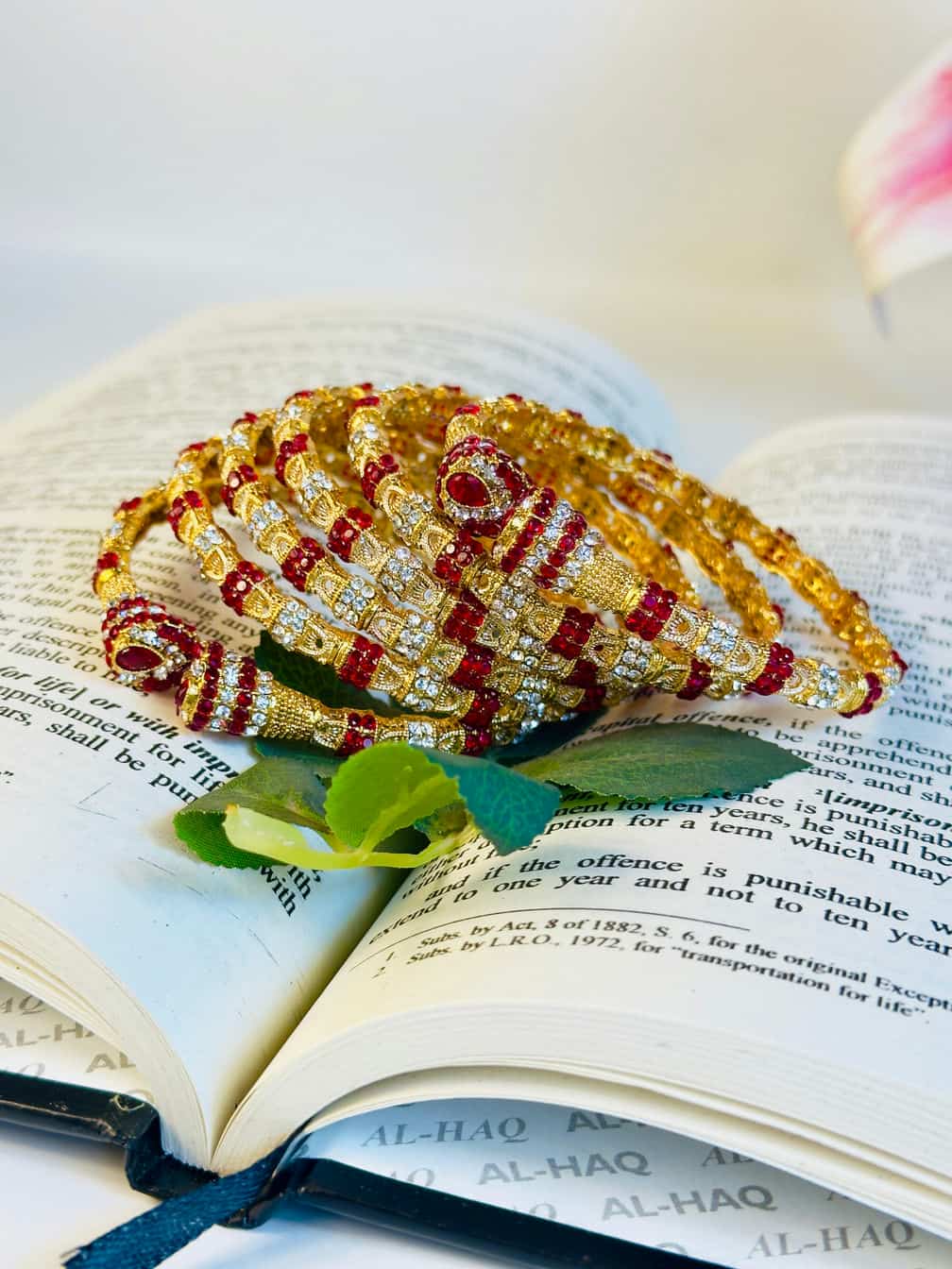 6 Pieces Gold Plated Pearls Bangles Set