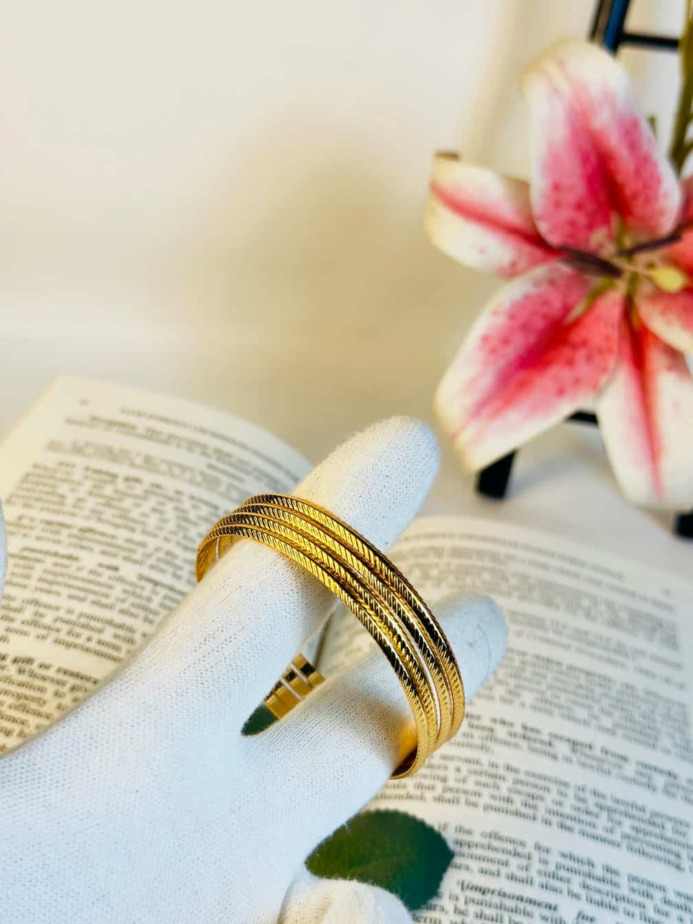 4 Piece Snake Pattern Gold Plated Bangles Set