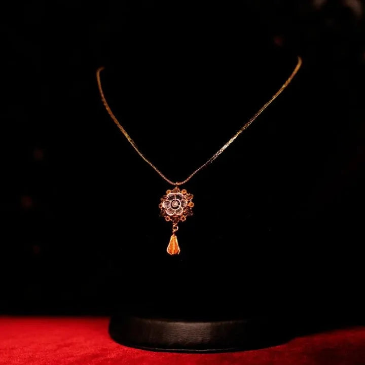 Flower Shape Gold Plated Necklace Set